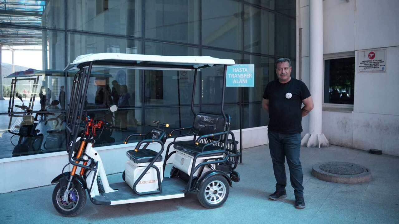 Muğla Eğitim Araştırma Hastanesinde Yaşlı ve Engelli Hastalara VİP Ulaşım Hizmeti 10